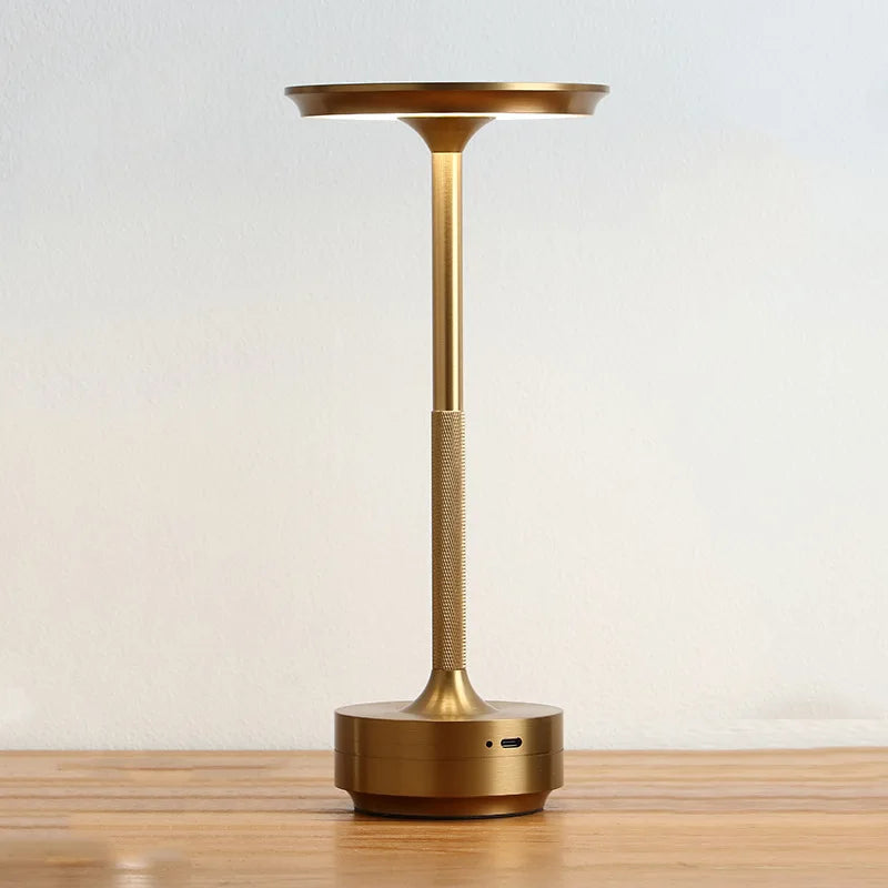 GOLD TISCHE LAMP